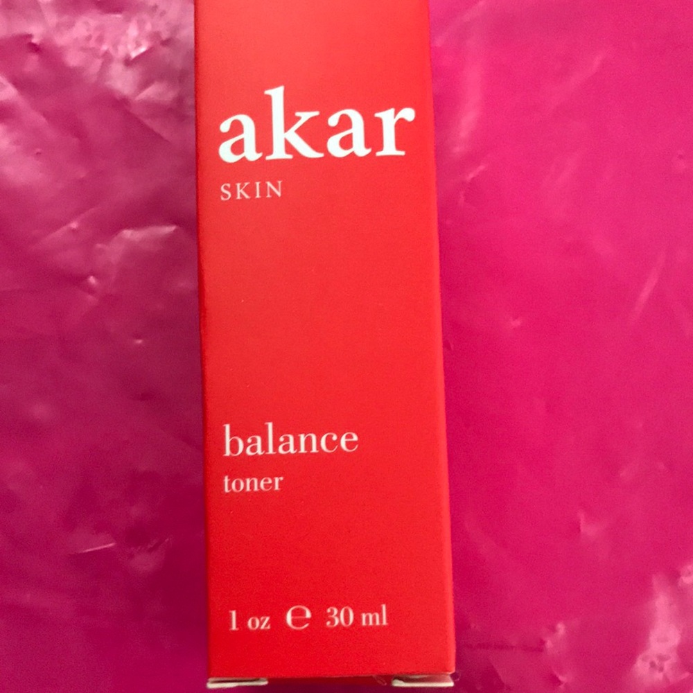 Akar balance toner